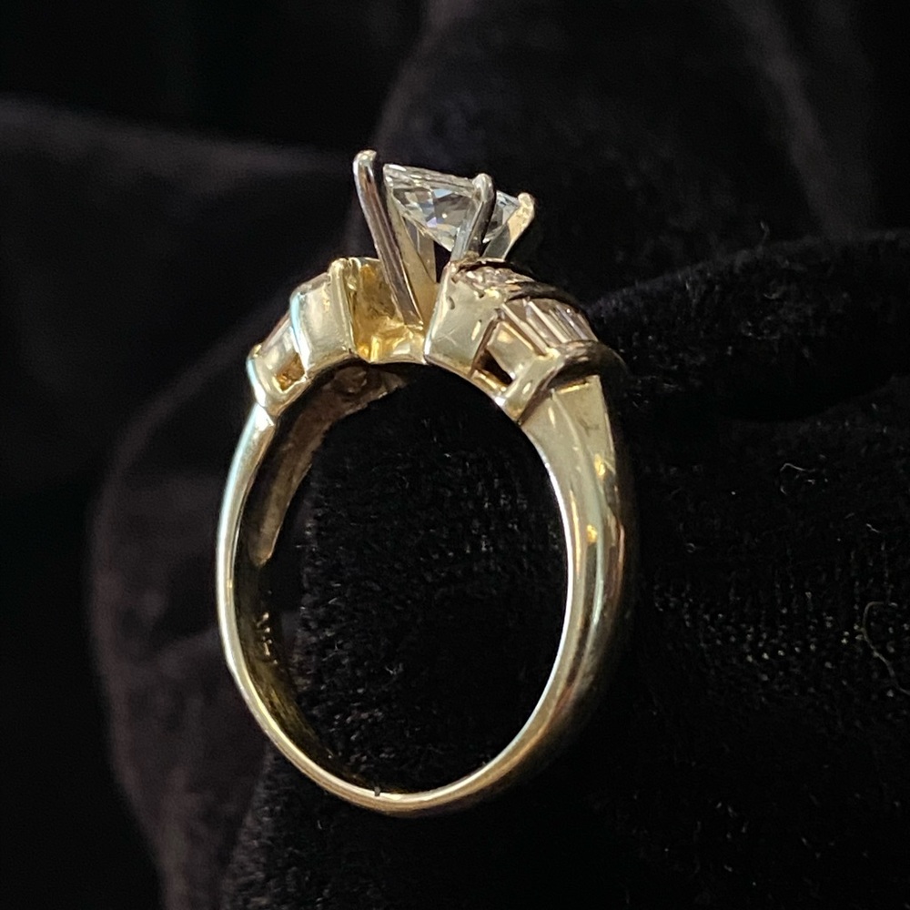 Genuine diamond wedding ring, 1ct marquee, princess & baguettes 14KT gold 1.87ct - Picture 6 of 9